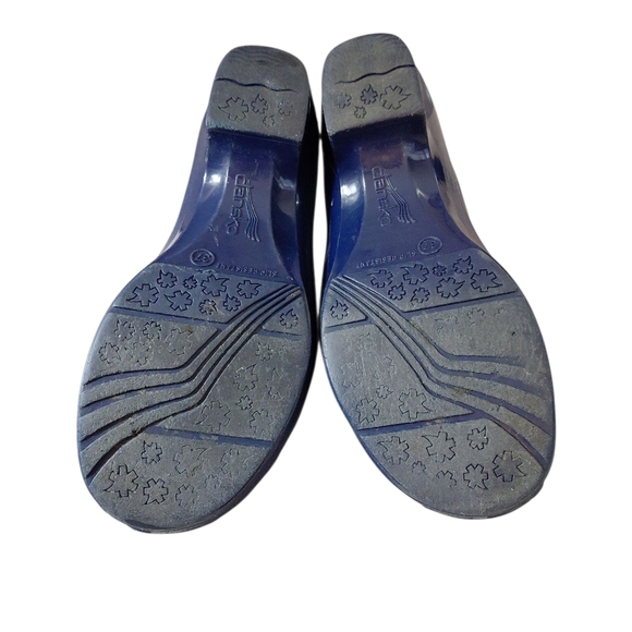 Dansko Pixie Rubber Clog Shoes Blue Embossed Tooled Floral Slip Ons Size 7 EU 37 - Picture 8 of 10